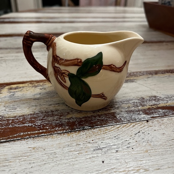 Vintage Franciscan Apple Pattern Creamer Hand Painted 3” Tall Made In USA - Picture 1 of 7